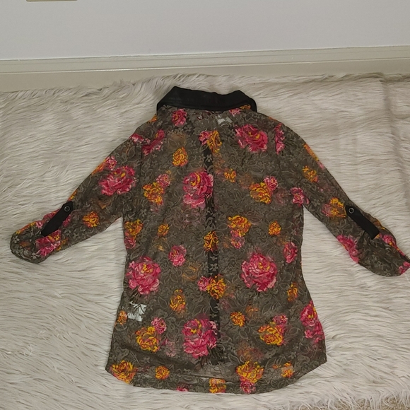 Bongo Floral Lace Top w/ faux Leather Trim- Small- NWT - Picture 2 of 4